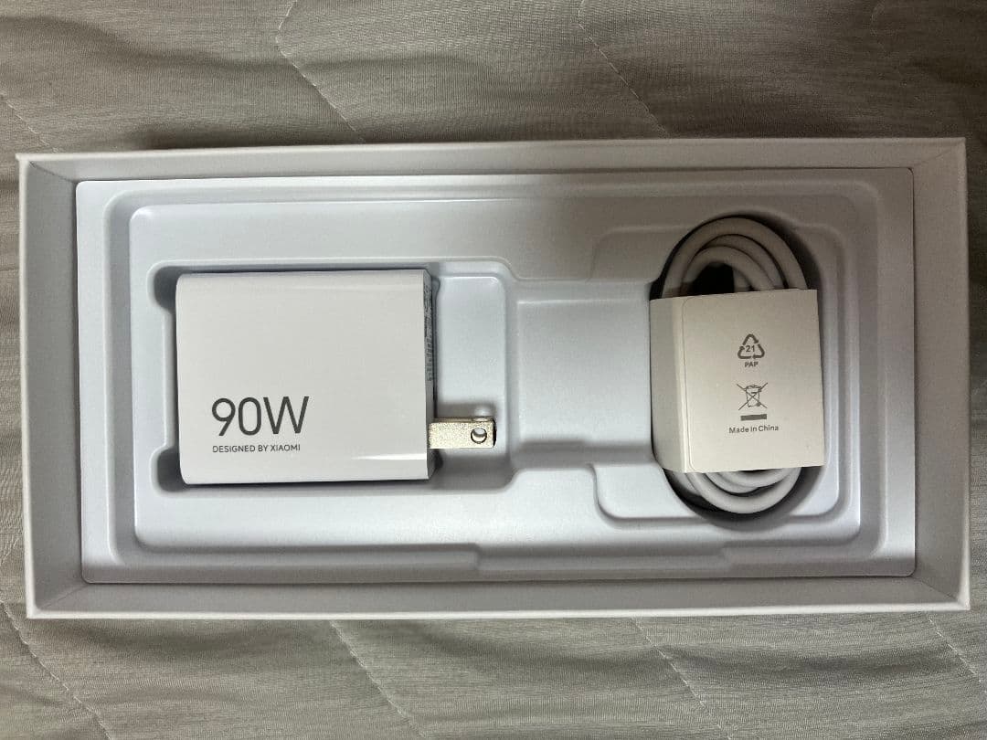 スマートフォン本体 Xiaomi 15T Pro 256GB