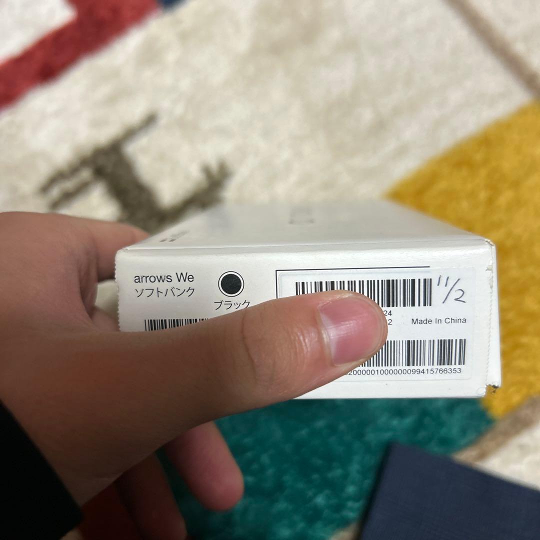新品　arrows We ブラック　SoftBank