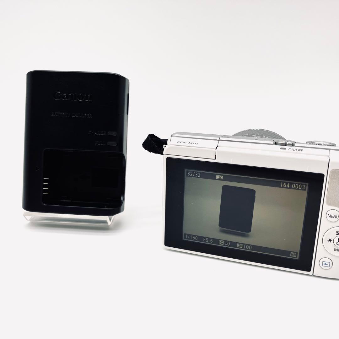 Canon EOS M10 ホワイト 15-45mmレンズキット