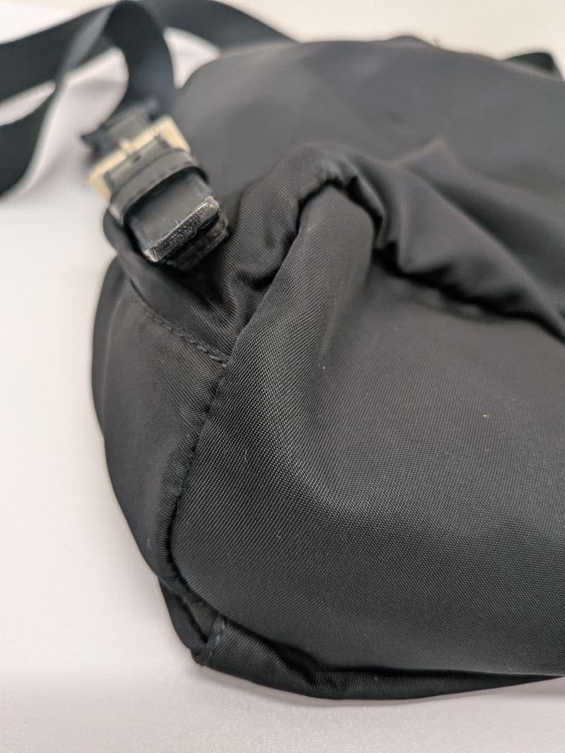 プラダリュック