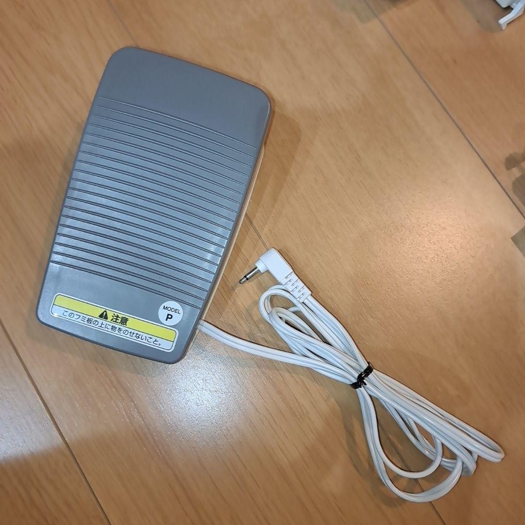 美品　ブラザー　コンピューターミシン本体　BF-6500　フットコントローラー付