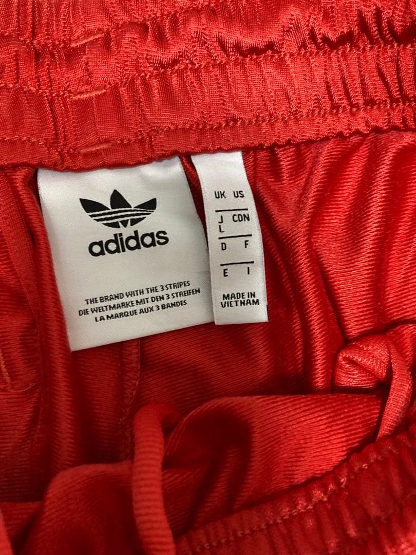 【新品】adidasファイヤーバード　ジャージ　トラックパンツL あいみょん