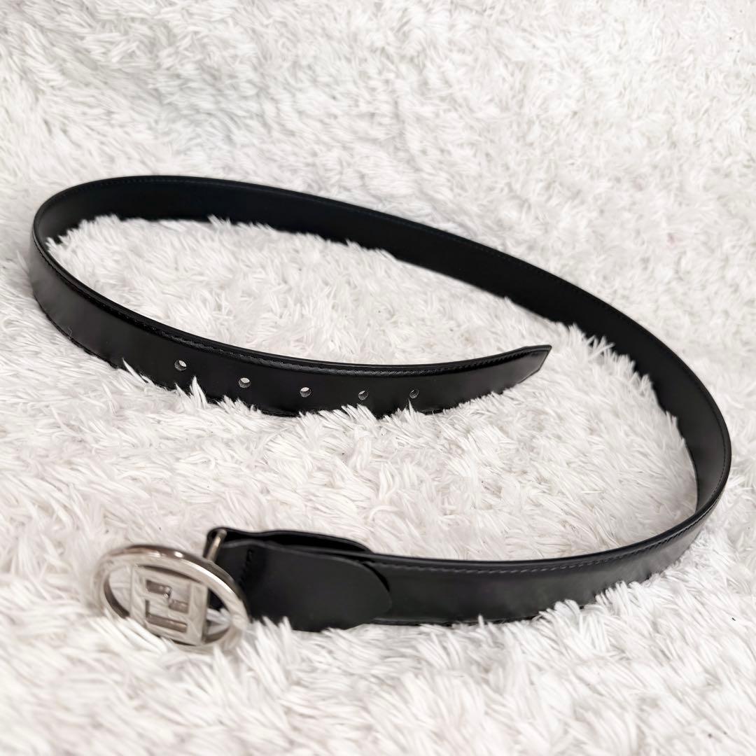 【極美品】フェンディ ベルト ズッカ ロゴ シルバー サークル