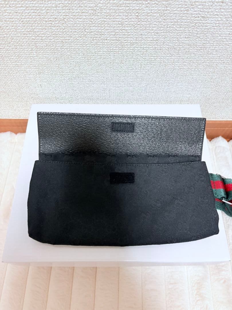 GUCCI ボディバッグ ブラック