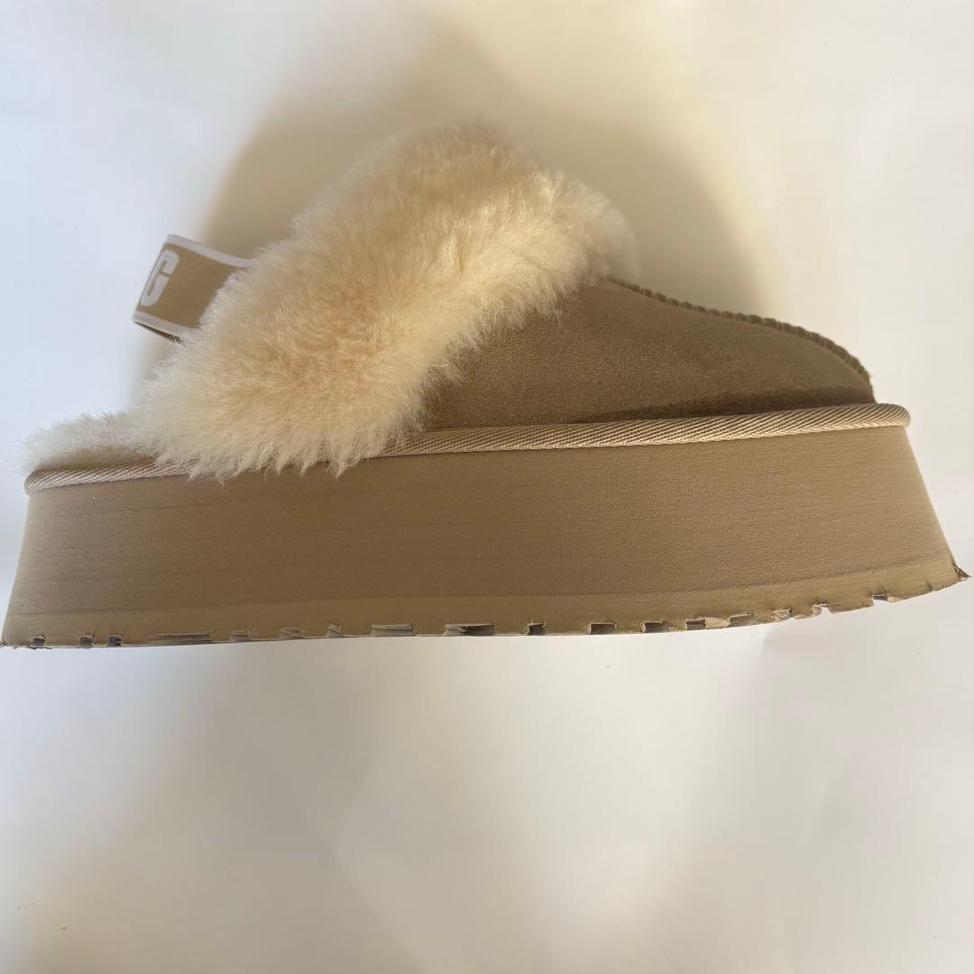 靴 UGG Funkette Mustard Seed