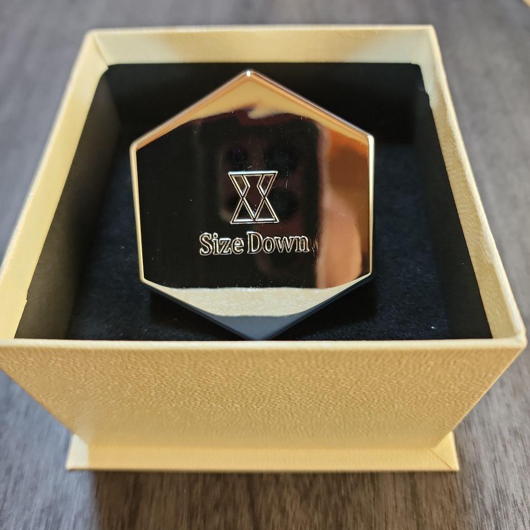 Size Down 美顔器 六角形デザイン