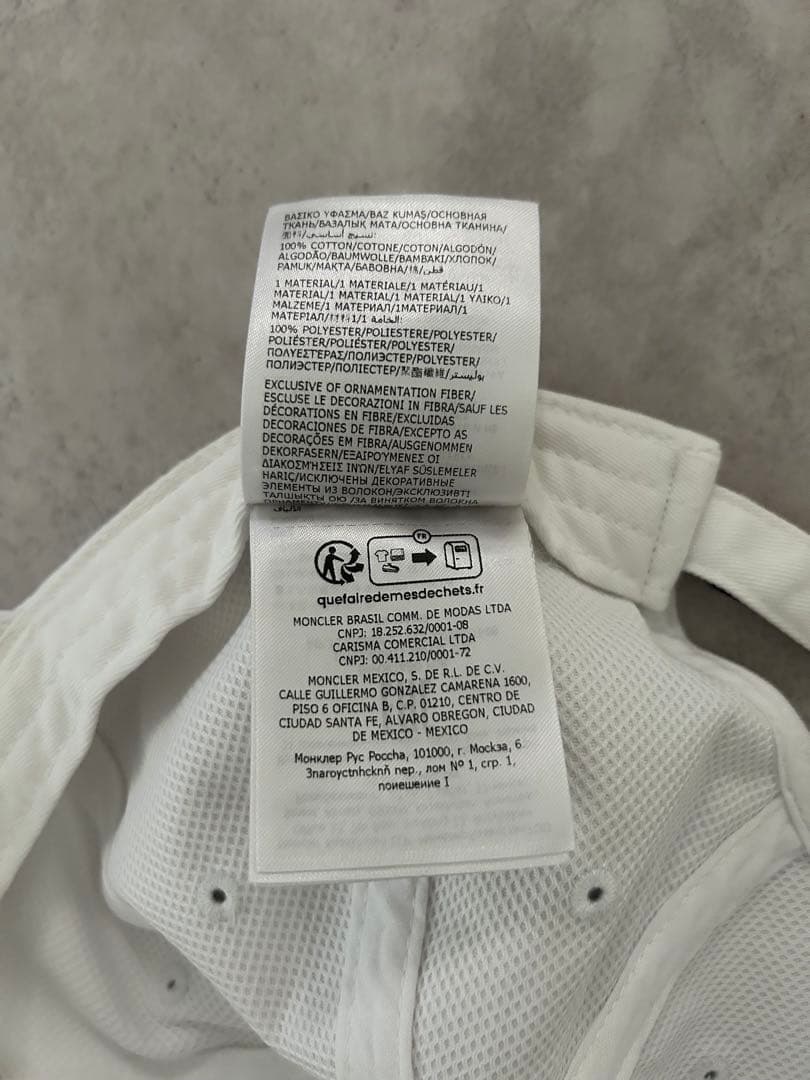 MONCLER モンクレール キャップ　ホワイト