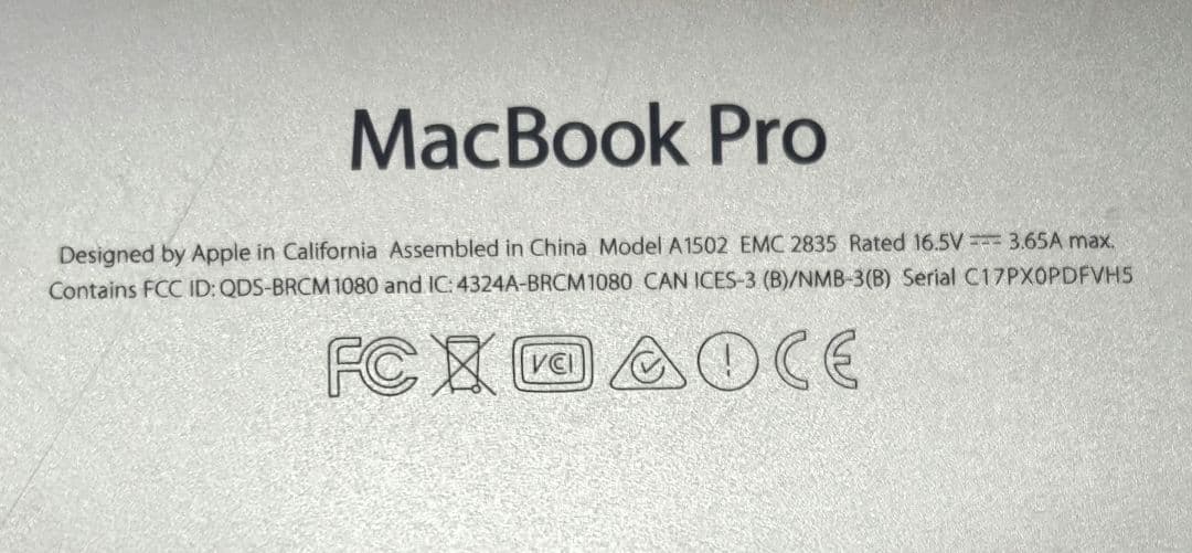 AC付　MacBook Pro 13インチ 2015 Early 128GB