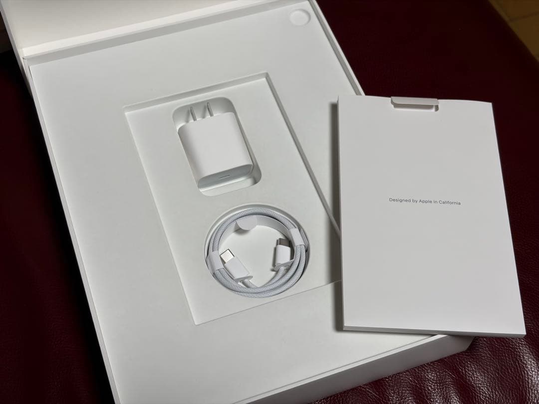 iPad Air M3 13インチ スペースグレー セルラーモデル 美品