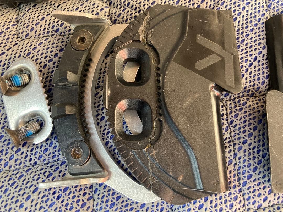 Karakoram straight lineスプリットボードビンディング