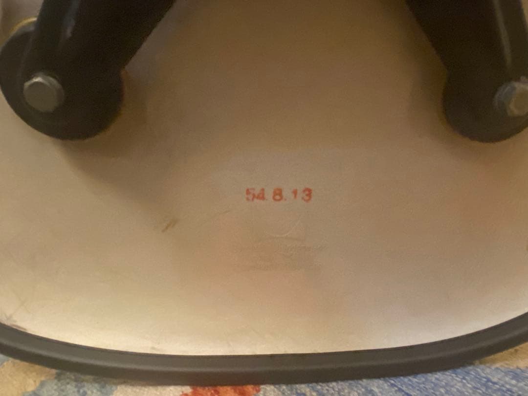 ハーマンミラー ナウガレザー シェルチェア