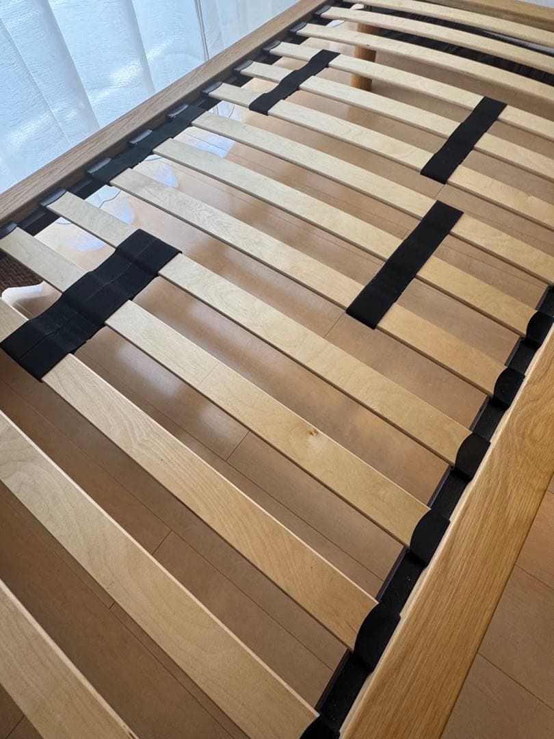 無印良品 シングルベッドフレーム 木製脚付 送料込み