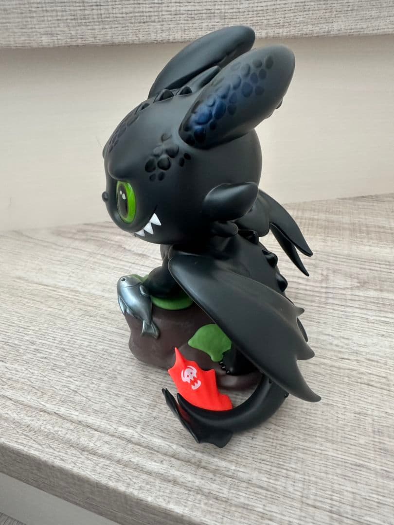 POP MART　ラブブ　ヒックとドラゴン