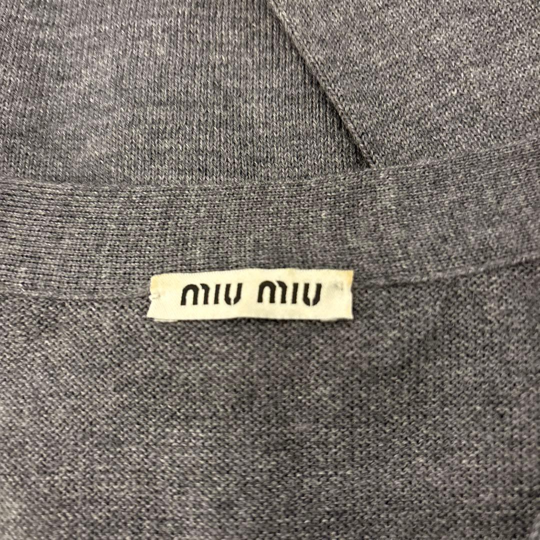 ざ*き様 MIU MIU ミュウミュウ　グレー Vネックカーディガン　ウール