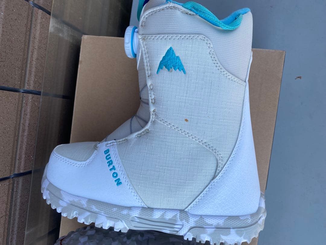 『Beeeee』Burton Grom BOA 子供用スノーボードブーツ
