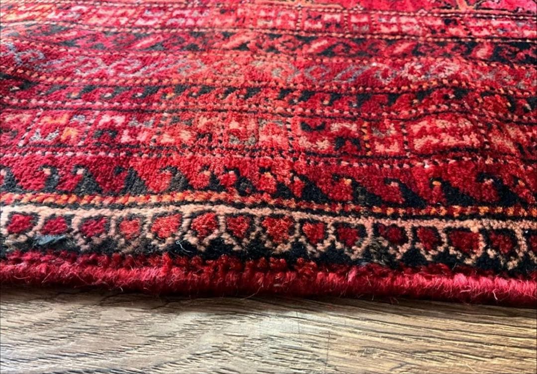 大型 ザーヘダーン産ペルシャ絨毯 トライバルラグ