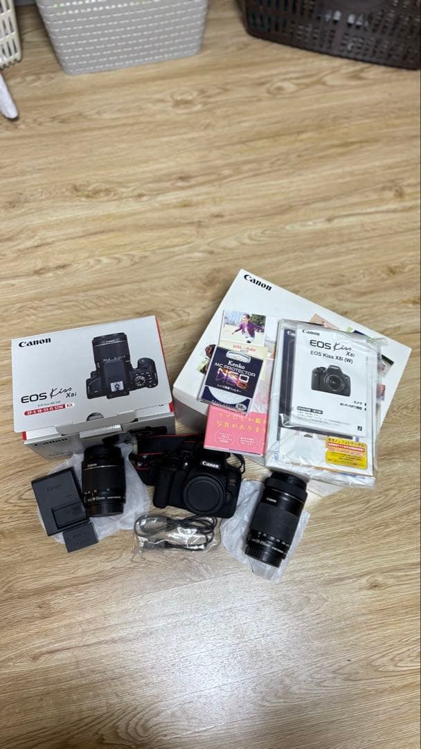 デジタルカメラ Canon EOS kiss x8i