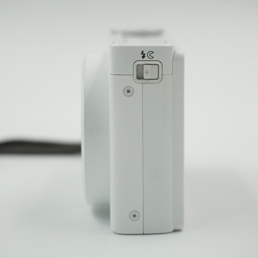 ■極上品■ Nikon COOLPIX P310 ホワイト #..431