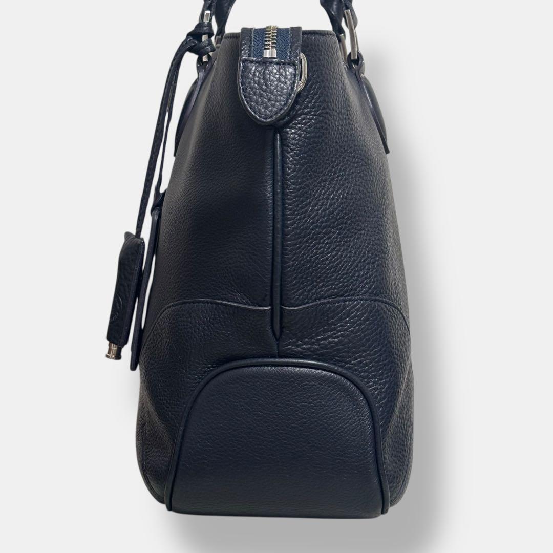 美品 ペッレモルビダ メイデンボヤージュ ビジネスバッグ 2way レザー A4