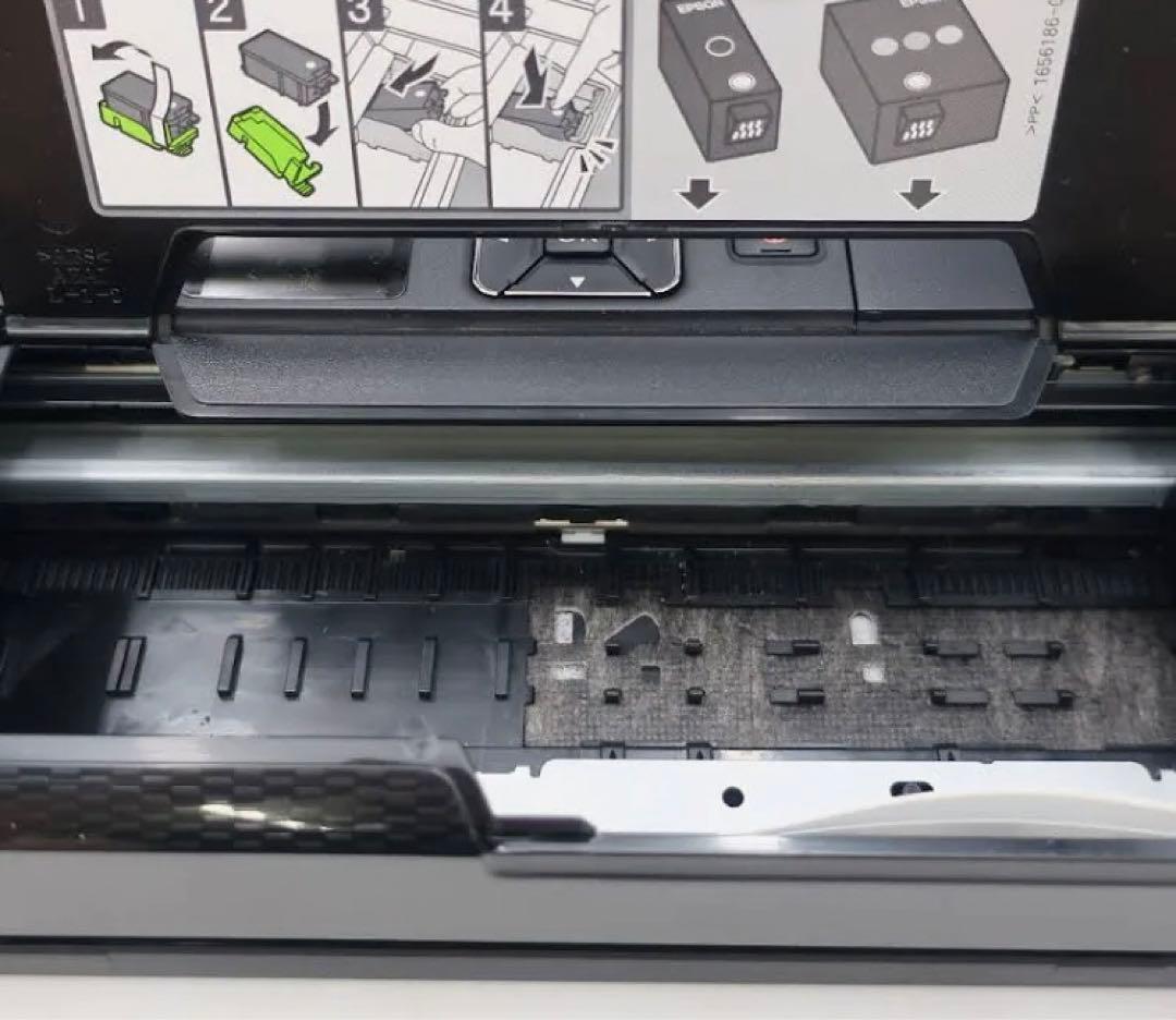 【美品中古】EPSON プリンター　インクジェットPX-S05 黒　小型