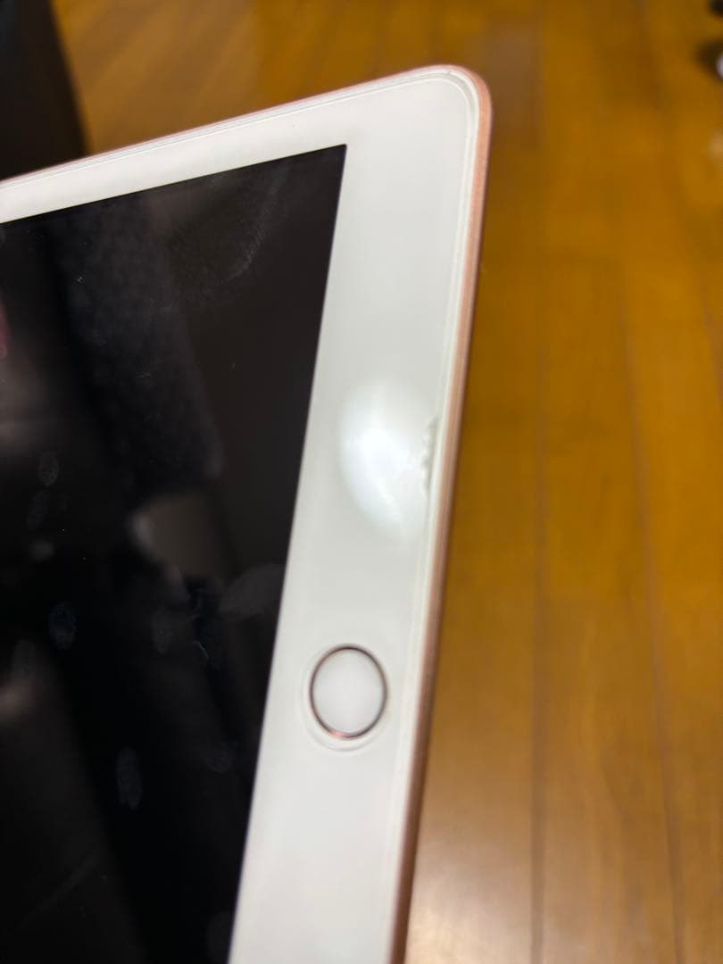 iPad (第6世代) 32GB MRJN2J/A