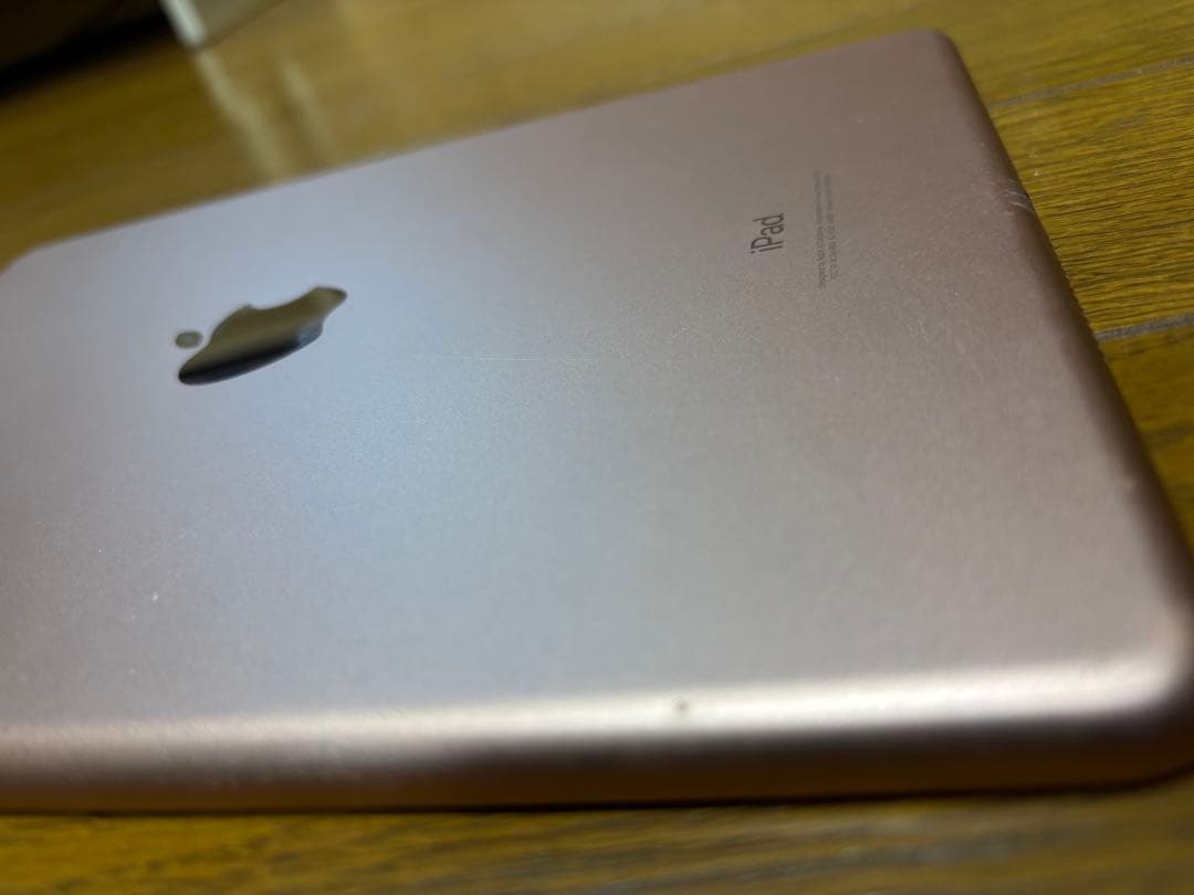 iPad (第6世代) 32GB MRJN2J/A