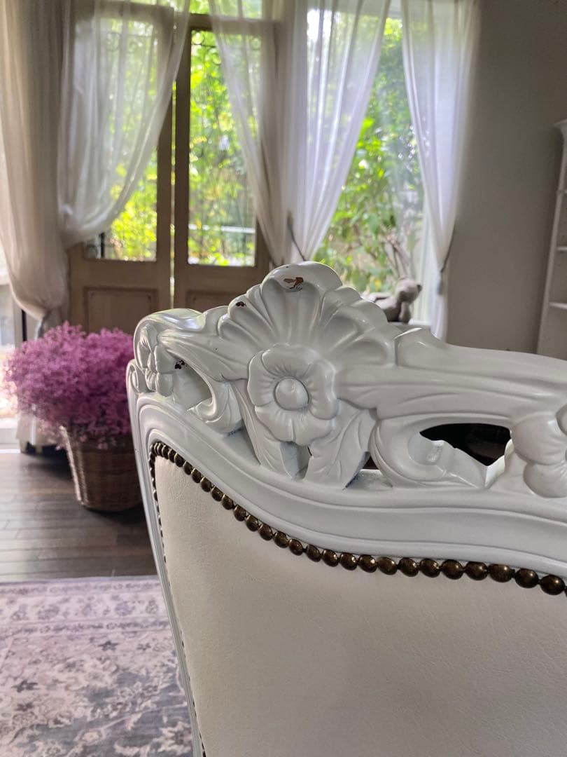 ホワイト　ダイニングクラッシック　チェア①