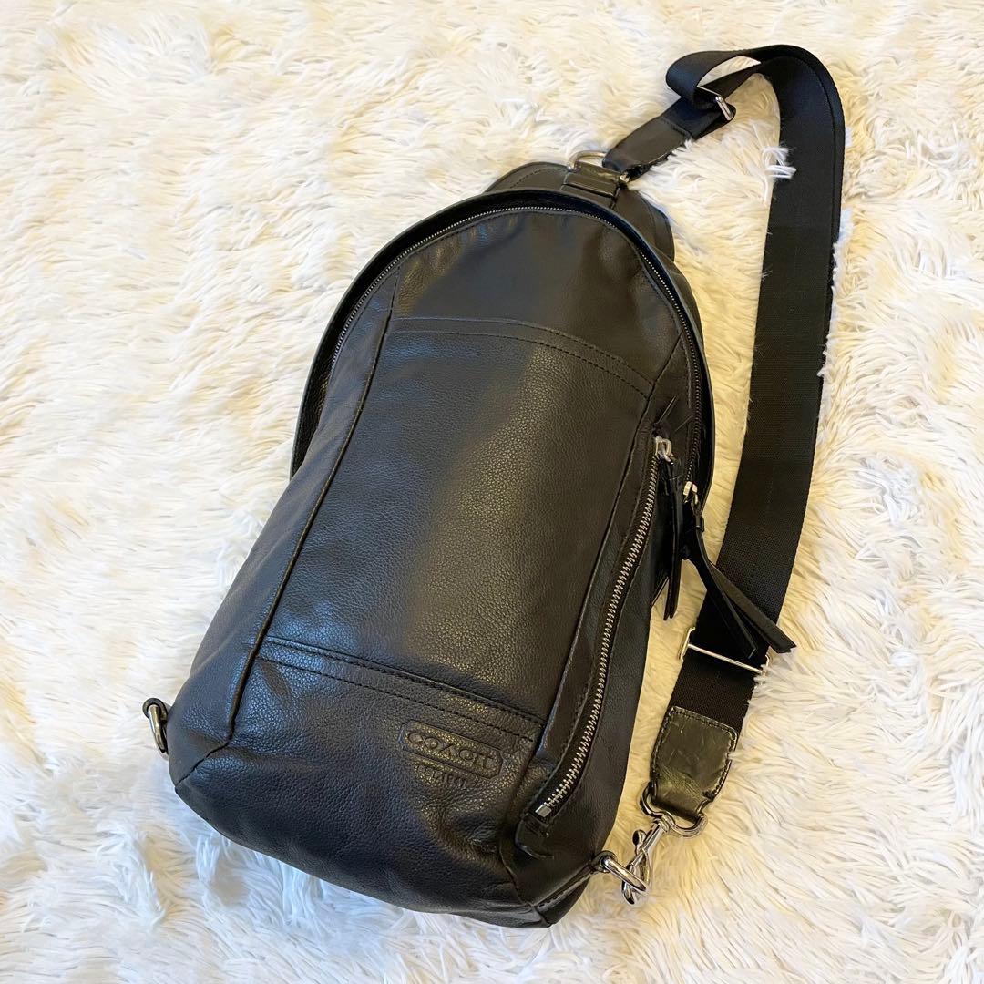 COACH コーチ レザー ボディバッグ ブラック クロスボディ ワンショルダー