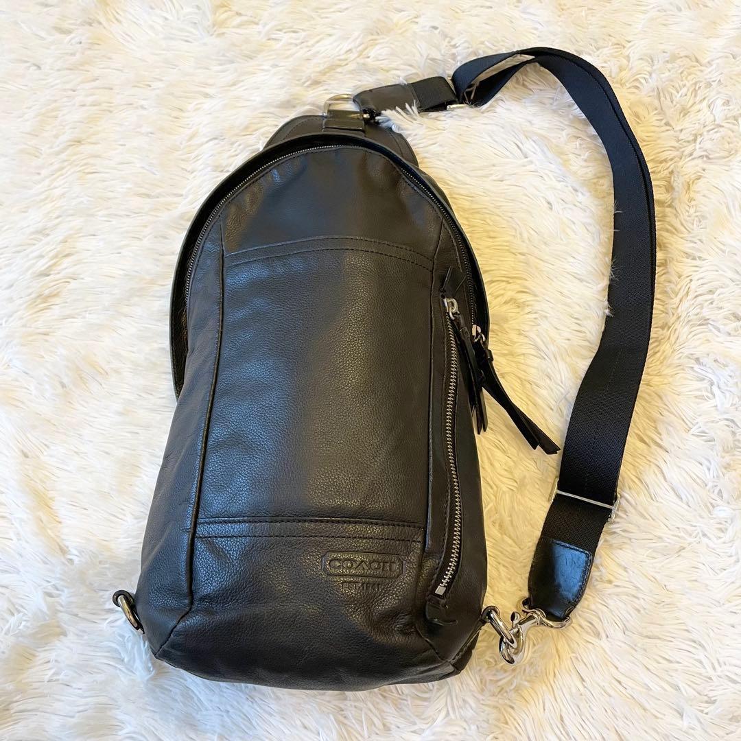 COACH コーチ レザー ボディバッグ ブラック クロスボディ ワンショルダー