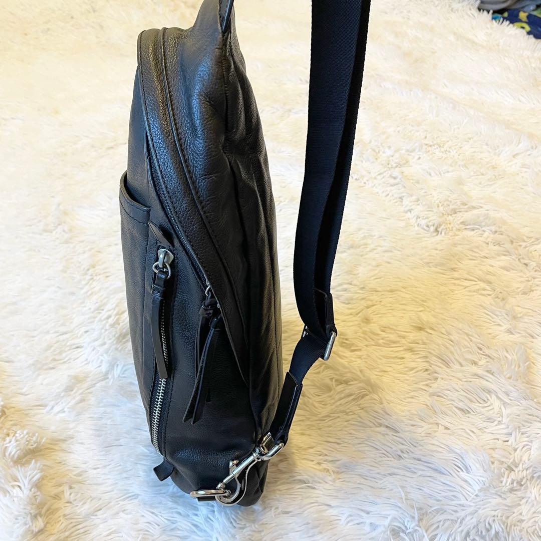 COACH コーチ レザー ボディバッグ ブラック クロスボディ ワンショルダー