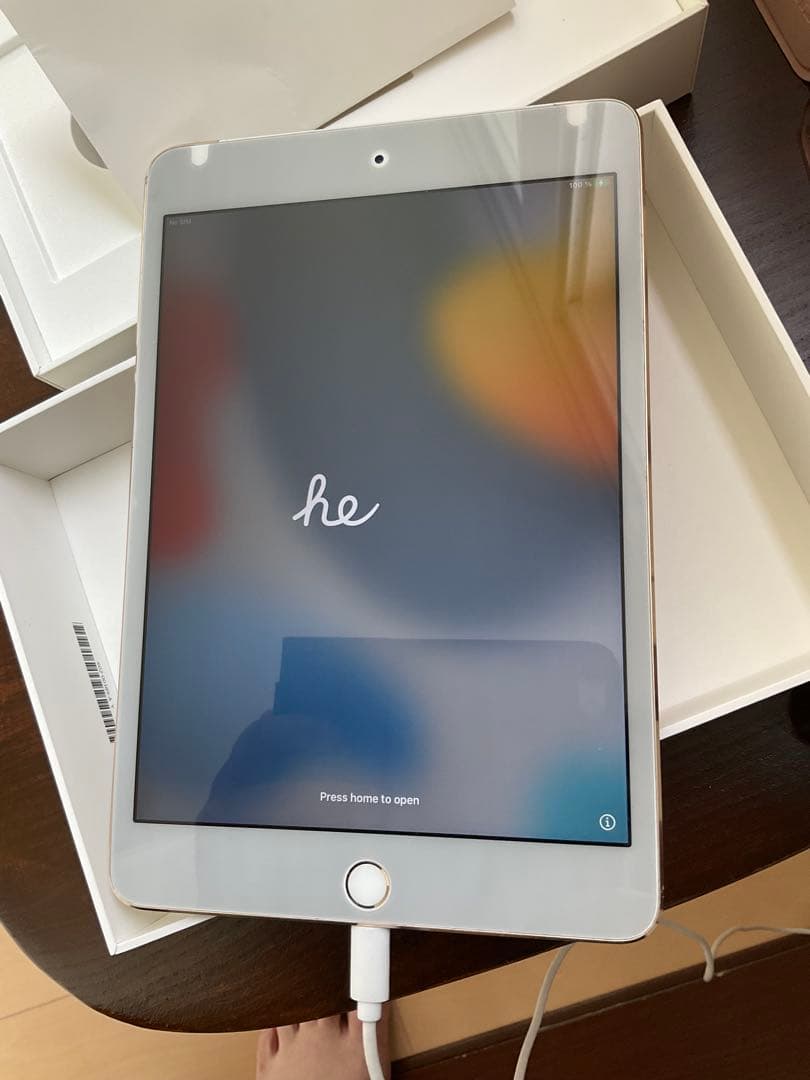 Apple iPad mini(第4世代) Wi-Fi+Cellularモデル
