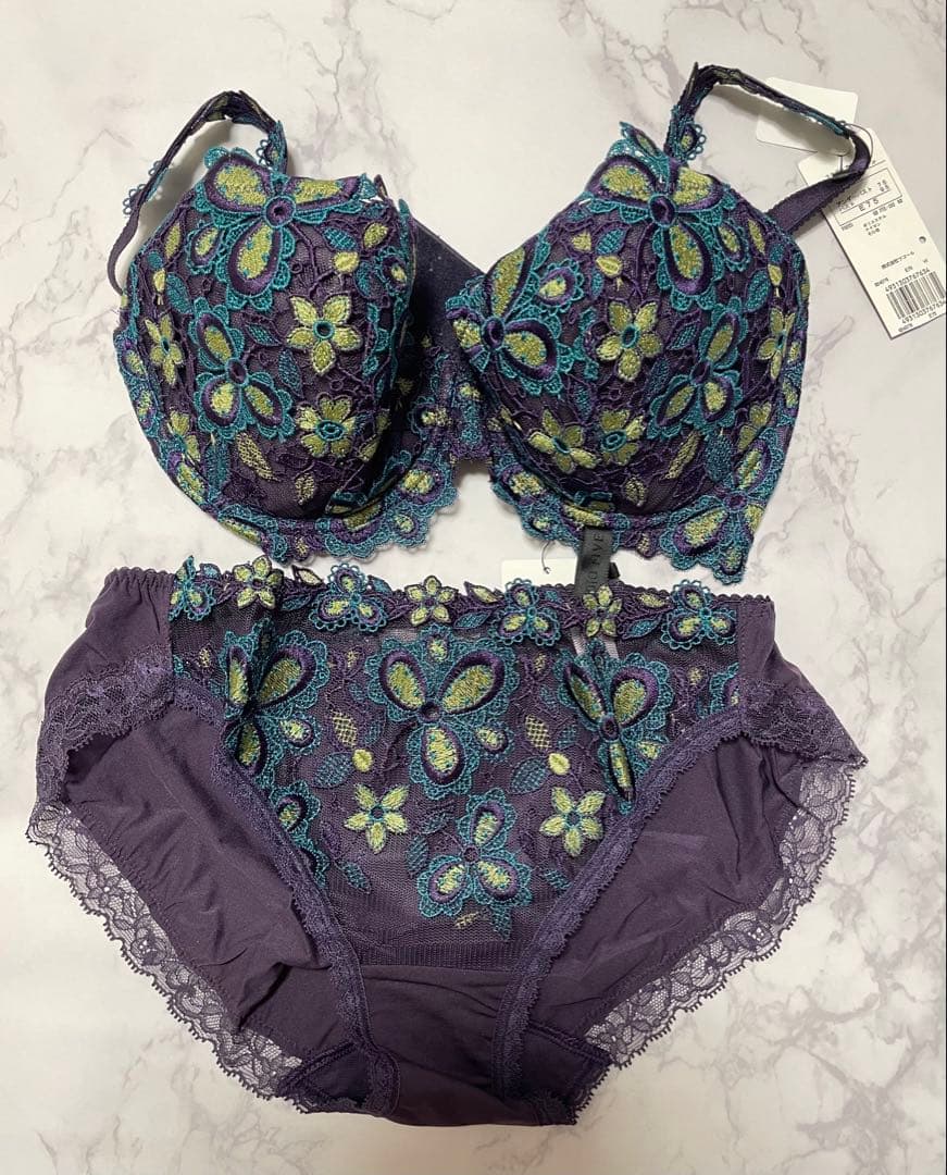 ワコール 【スタディオファイブ】ブラ＆ショーツ (E75・L)