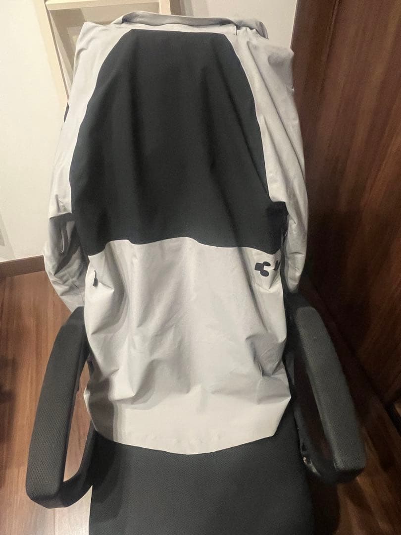 thirtytwoスノーボードジャケット Lサイズ グレー