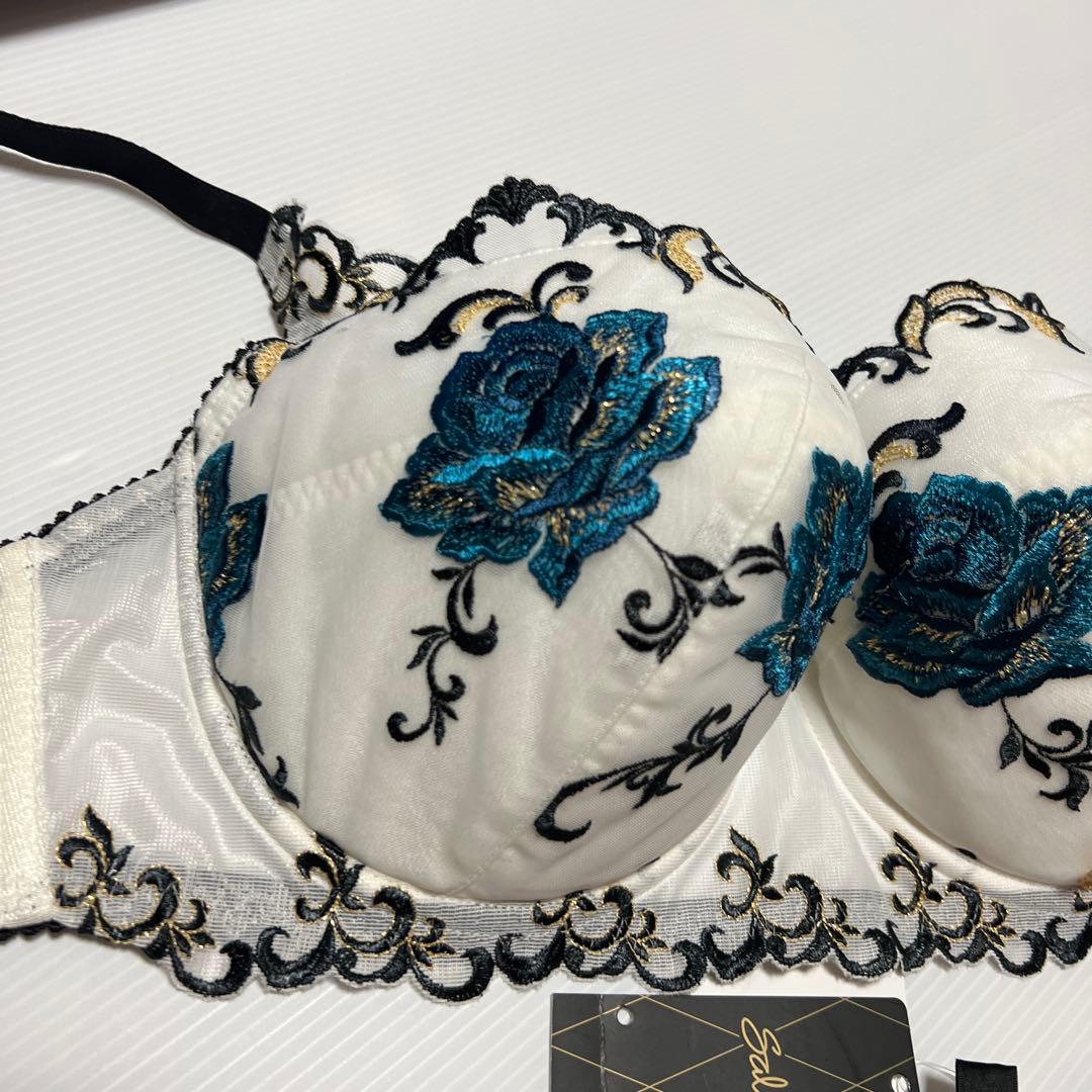 ワコール ブラジャー H70ショーツ L ベルサイユのばら コラボ