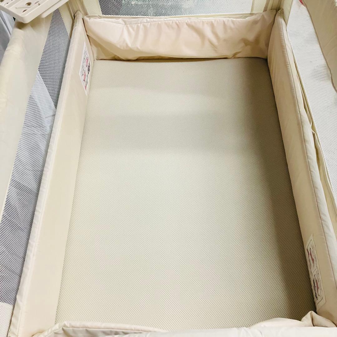 11r42 Aprica アップリカ ココネルエアープラス ベビーベッド