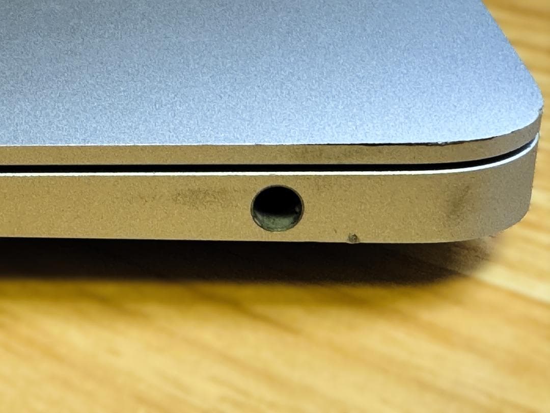 MacBook Air 2018 i5 8GB 256GB A1932 シルバー