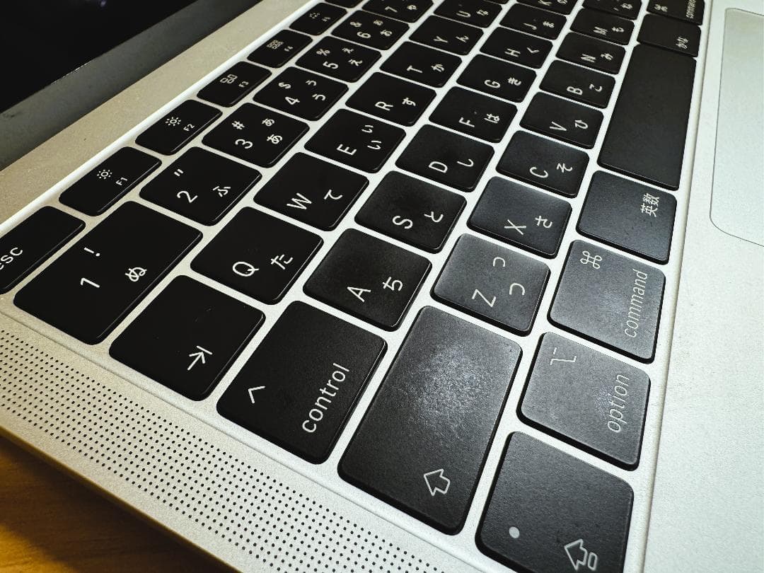 MacBook Air 2018 i5 8GB 256GB A1932 シルバー