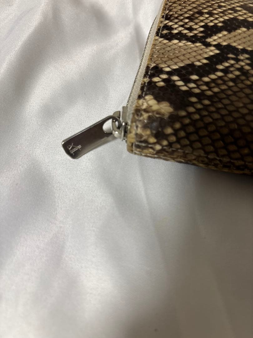 Hender Scheme パイソンレザー ラウンドファスナー長財布