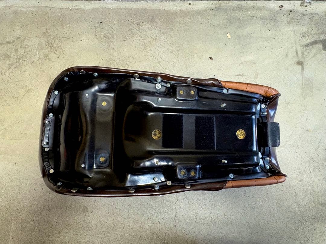 GSX250E ザリ　チョビ三段シート