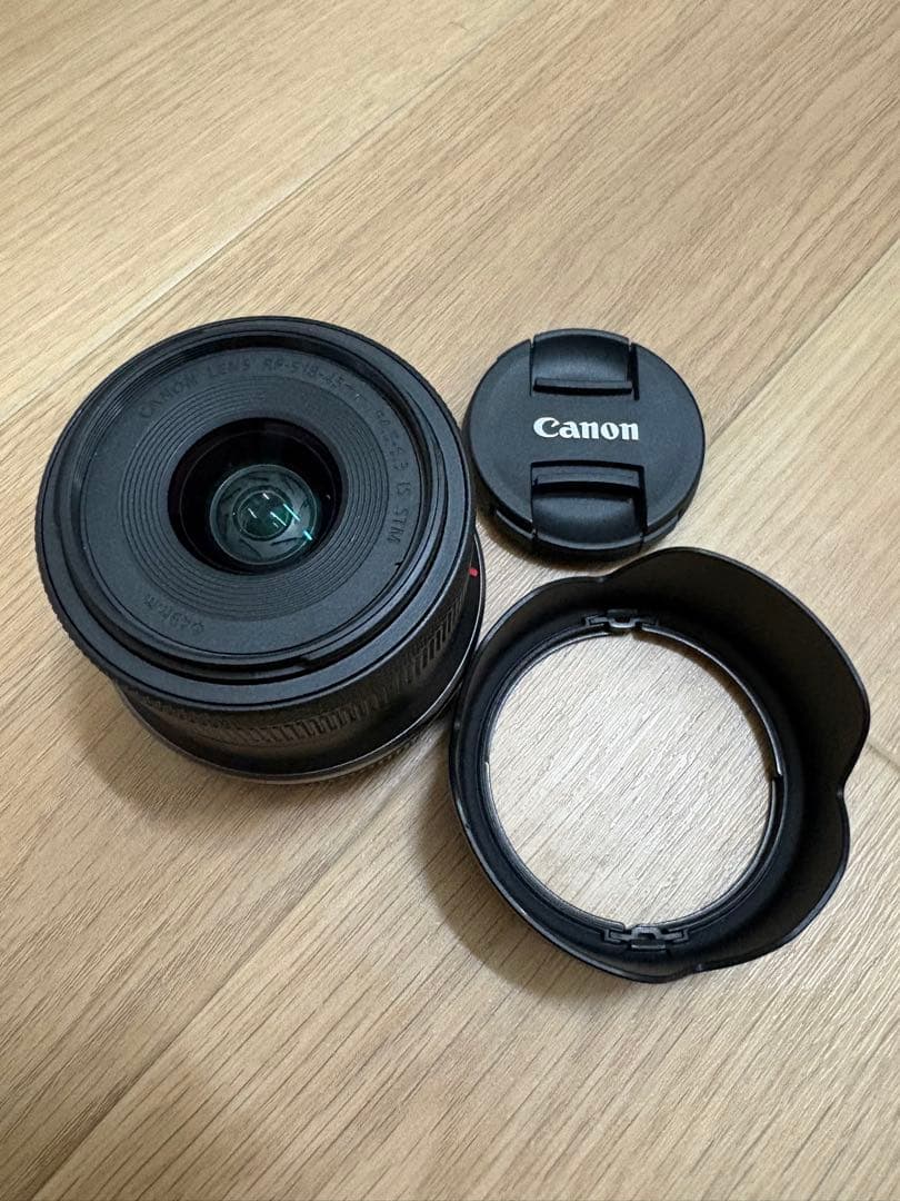 RF-S 18-45mm F4.5-6.3 IS STM　レンズフード付き