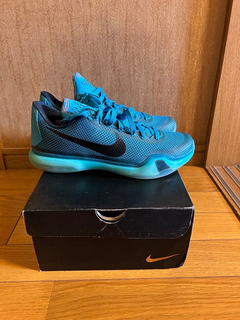 Kobe 10 バスケットシューズ 青
