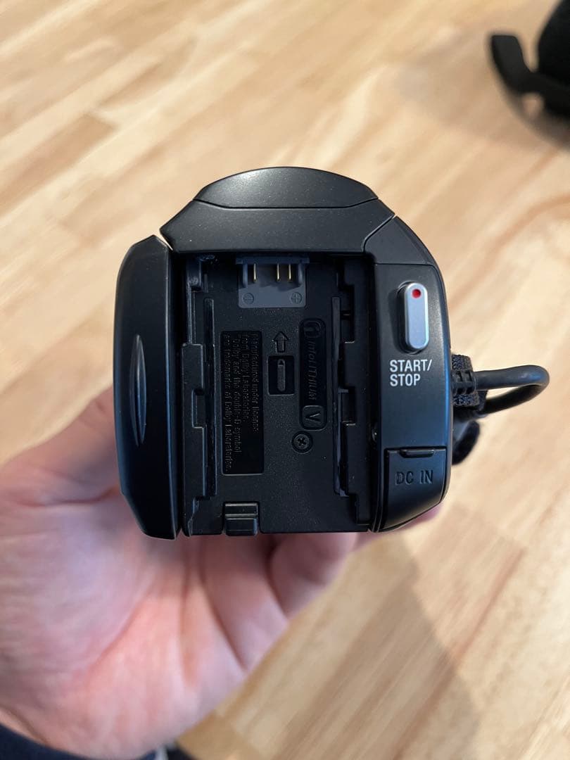 美品 SONY ビデオカメラ HDR-CX535