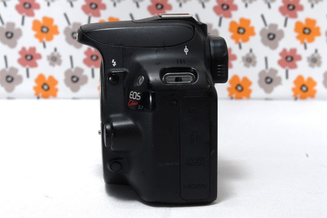 ❤Canon Kiss X7❤スマホ転送OK❤手振れ補正付レンズ❤ダブルレンズ❤