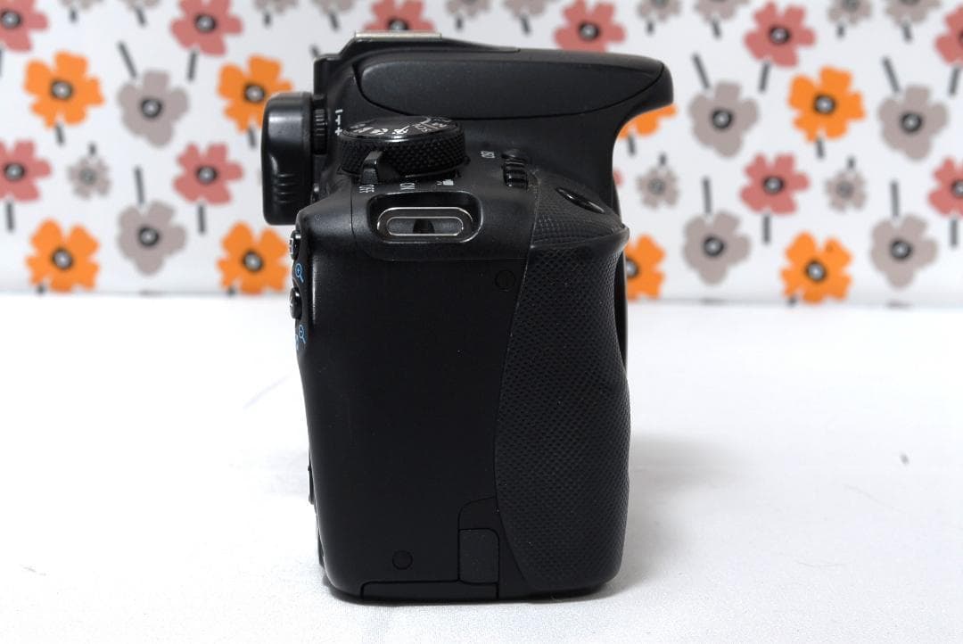 ❤Canon Kiss X7❤スマホ転送OK❤手振れ補正付レンズ❤ダブルレンズ❤