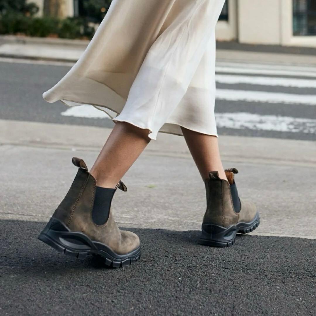 BLUNDSTONE/RUSTIC BROWN サイドゴアブーツ　2239