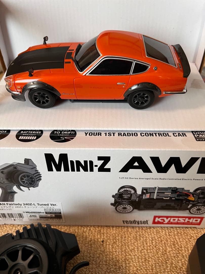 京商 ミニッツAWD フェアレディ 240Z-L GRヤリス