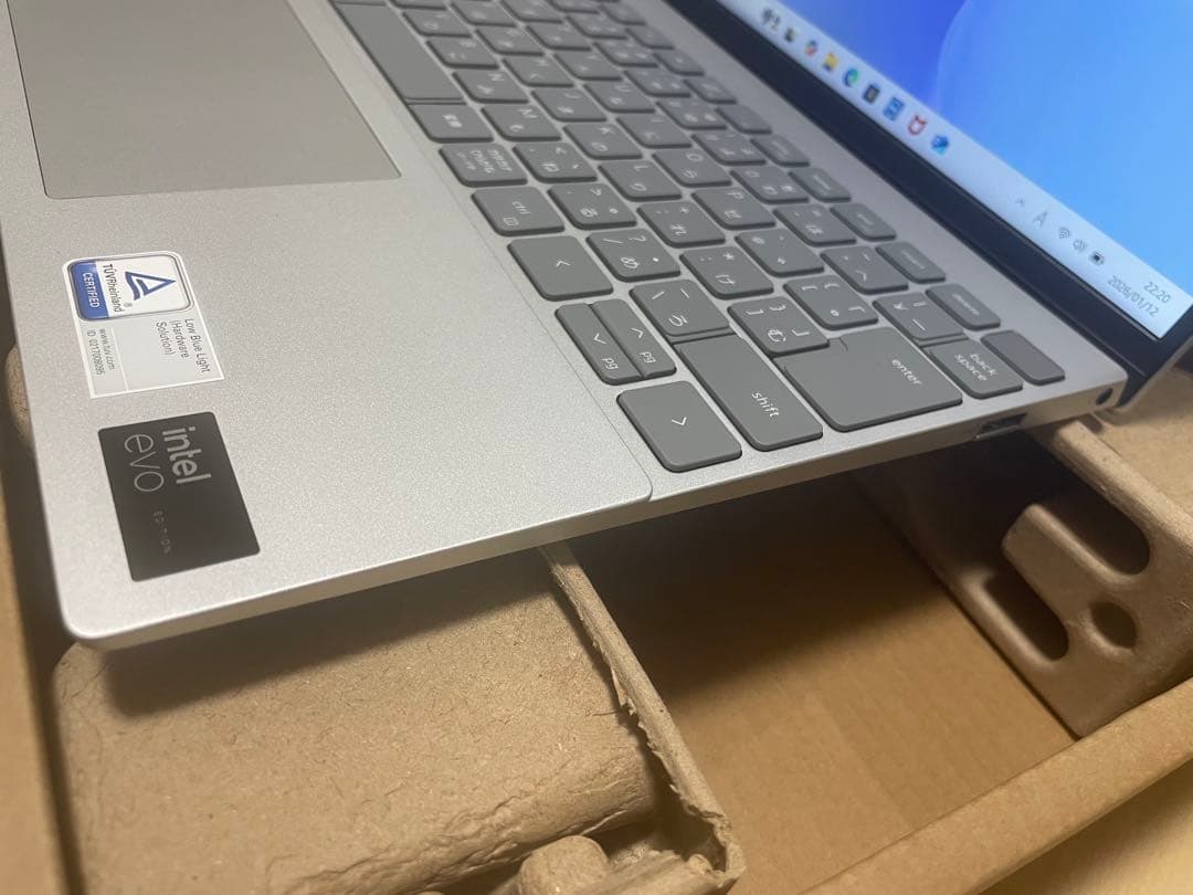 「美品」Dell Inspiron 13 Ultra5 16GB SSD 512