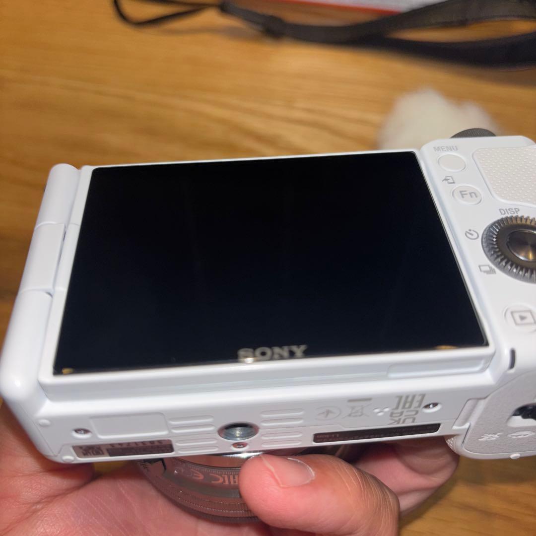 さぁたん様【付属品多数】Sony ZV-E10 ミラーレス一眼カメラ