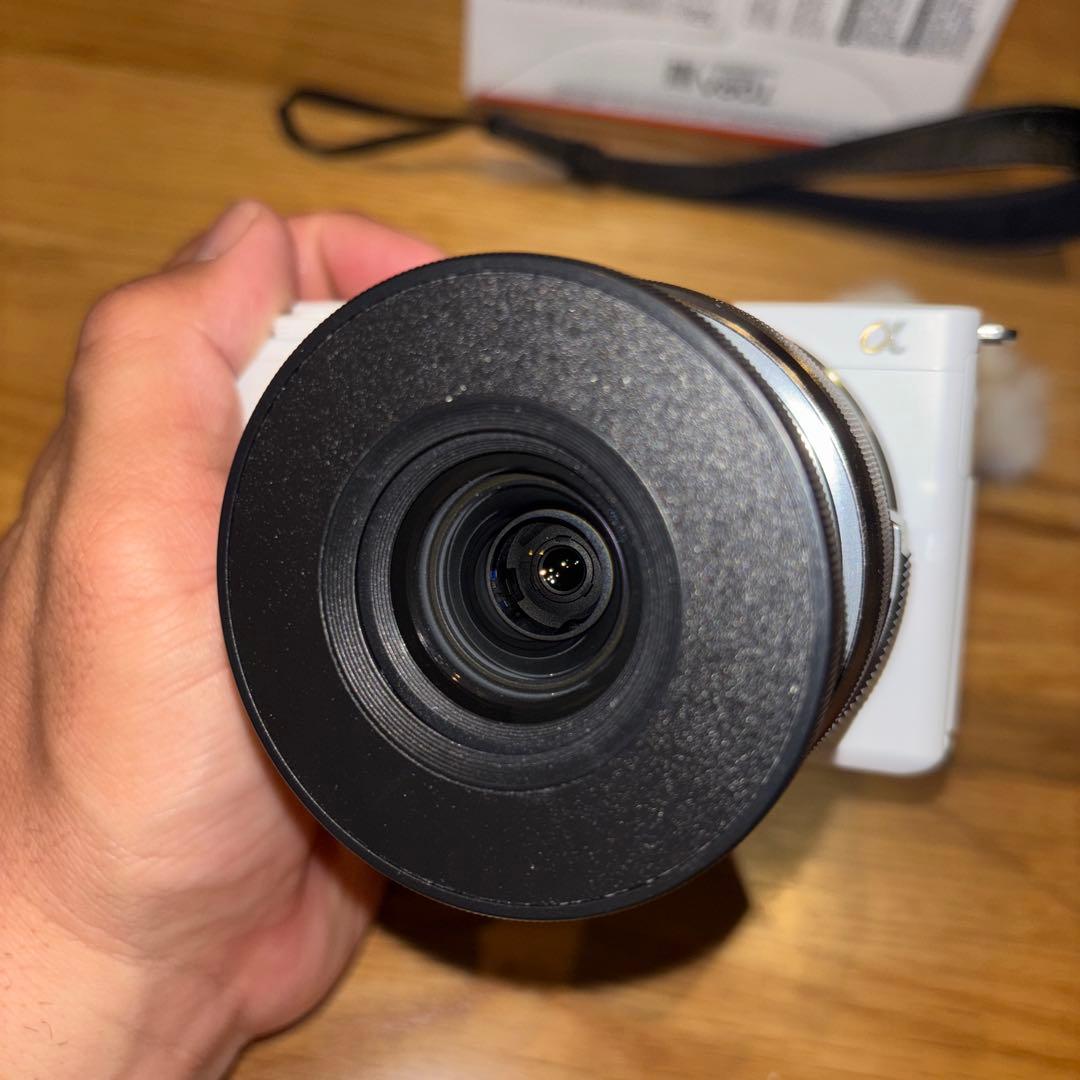 さぁたん様【付属品多数】Sony ZV-E10 ミラーレス一眼カメラ