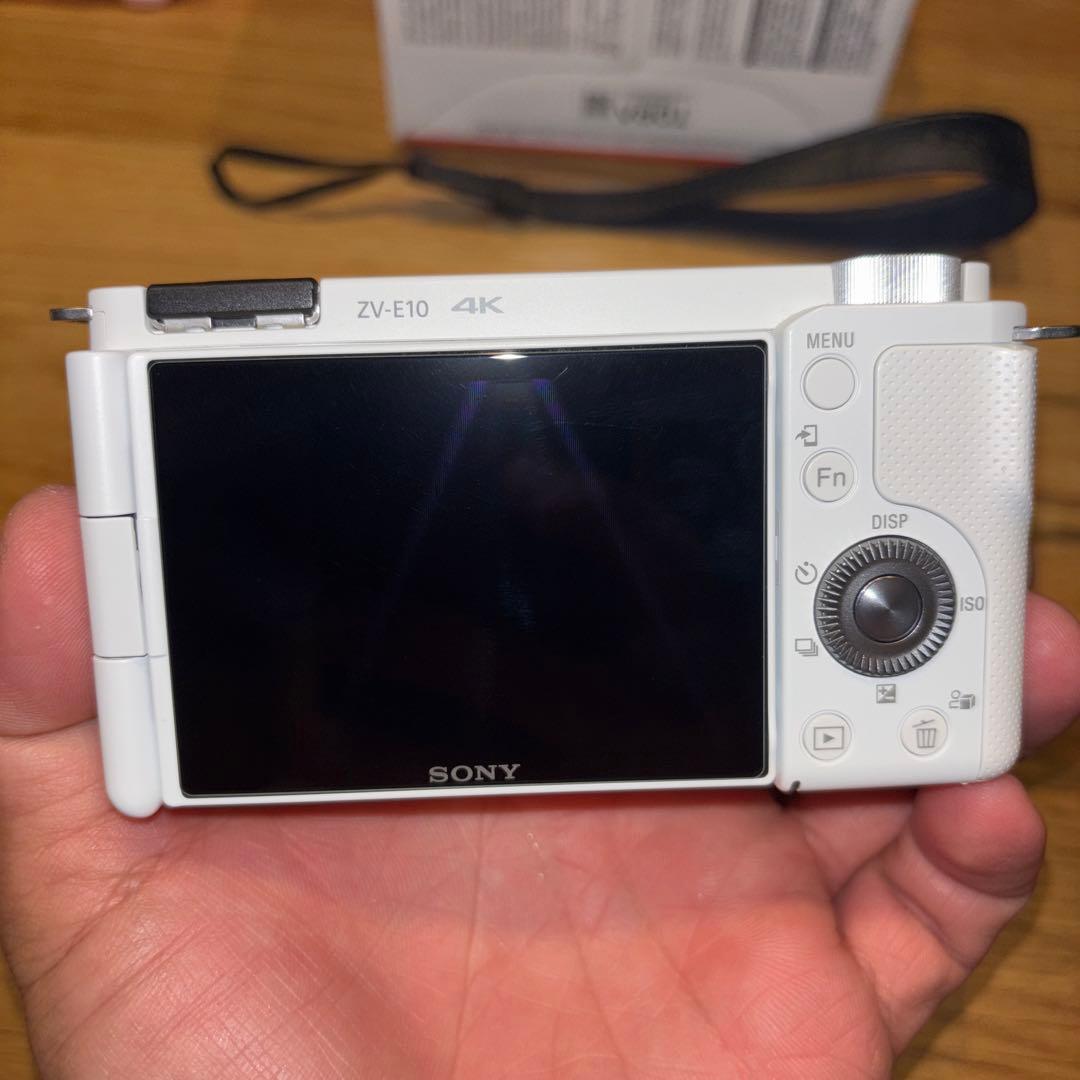 さぁたん様【付属品多数】Sony ZV-E10 ミラーレス一眼カメラ